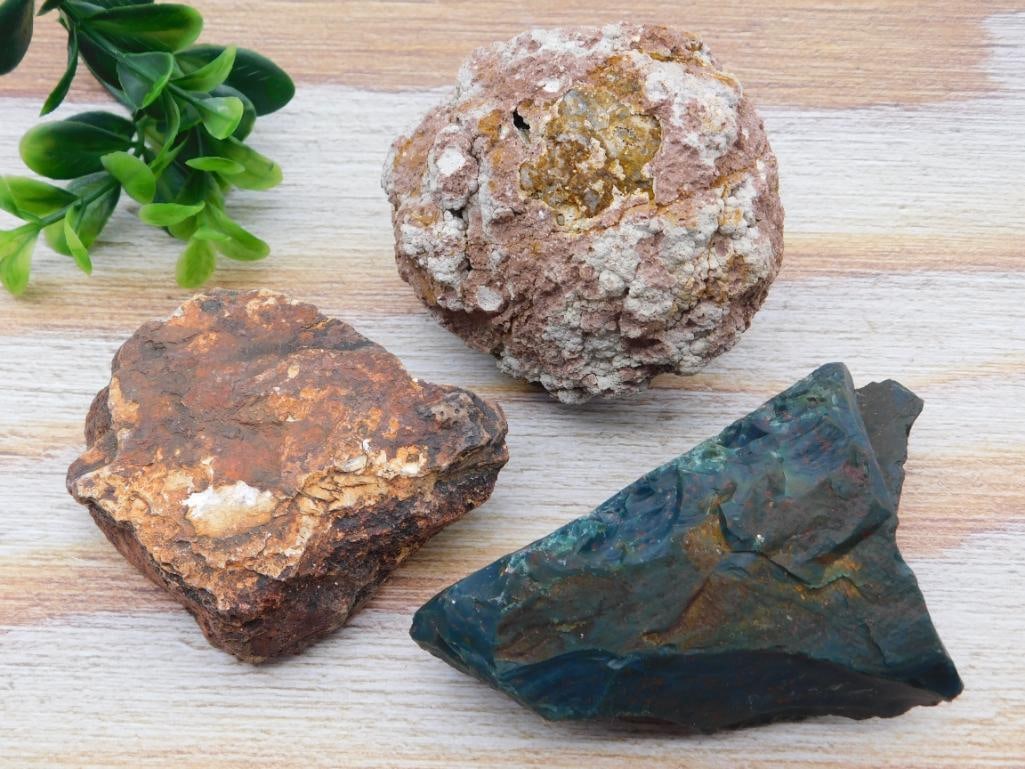 MIXED LOT ROCK STONE LAPIDARY SPECIMEN: MIXED LOT ROCK STONE LAPIDARY SPECIMEN