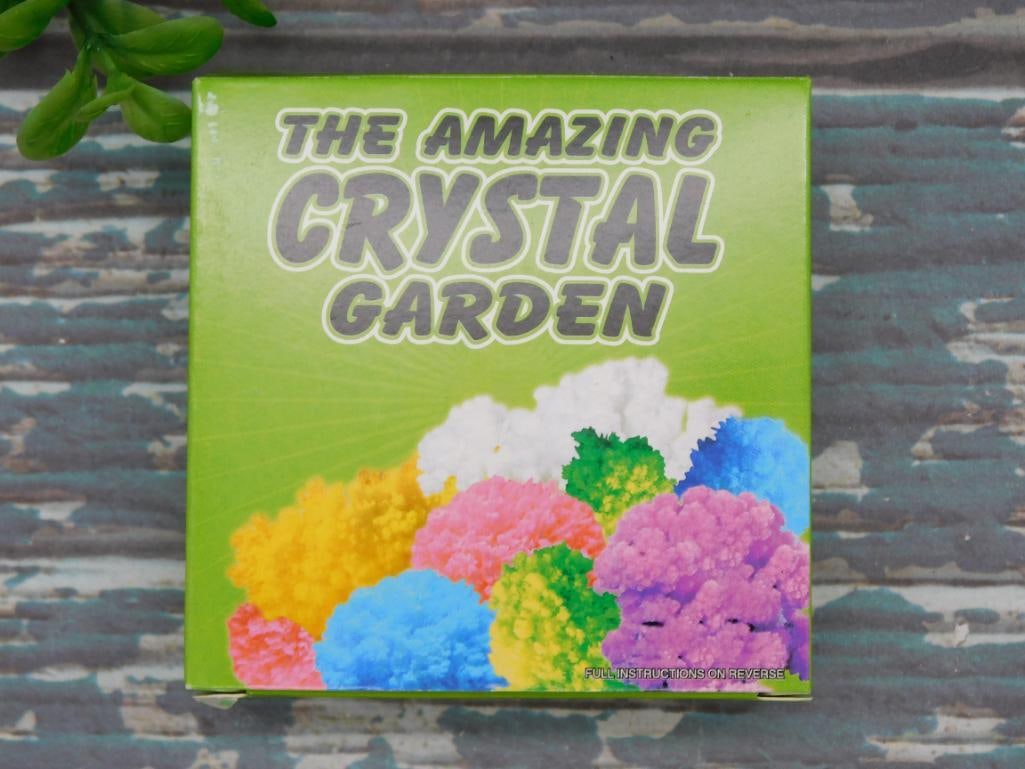 GROW YOUR OWN GARDEN CRYSTALS: GROW YOUR OWN GARDEN CRYSTALS