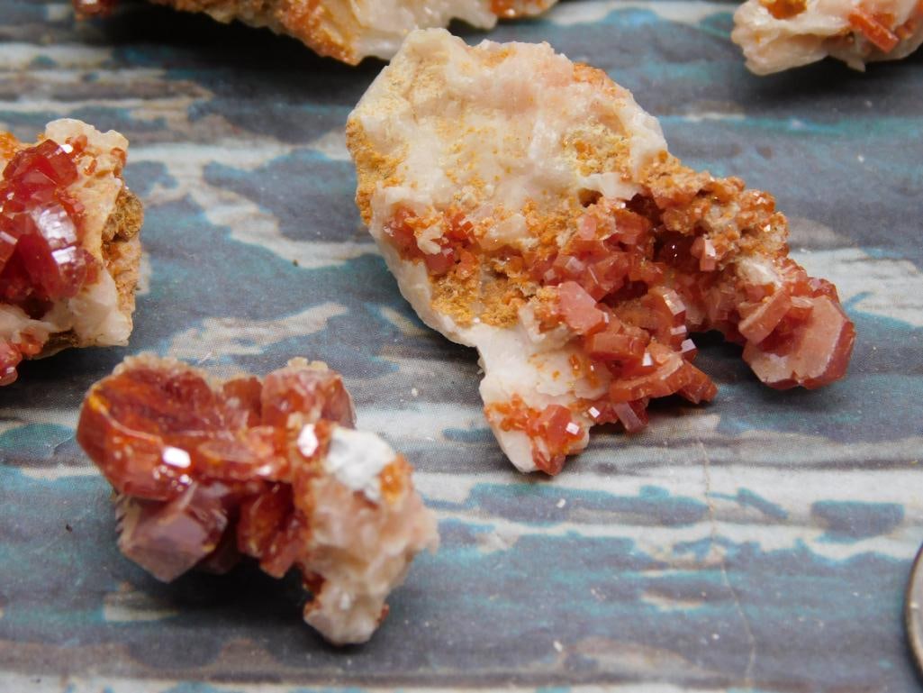 VANADINITE ROCK STONE LAPIDARY SPECIMEN - 4