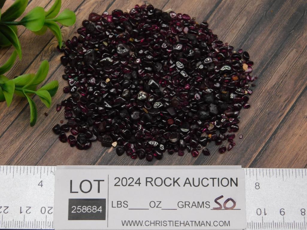 GARNET ROCK STONE LAPIDARY SPECIMEN - 3
