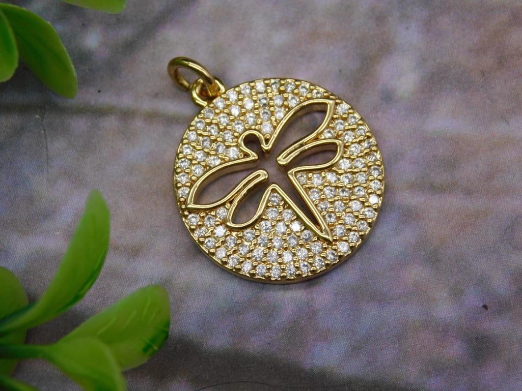 DRAGONFLY PENDANT WITH RHINESTONES: DRAGONFLY PENDANT WITH RHINESTONES