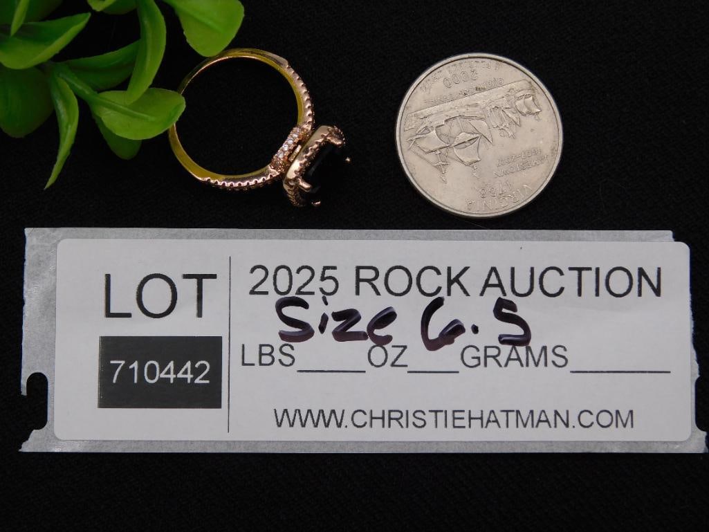 Gold-Tone Ring with Blue Stone, Size 6.5: Gold-Tone Ring with Blue Stone, Size 6.5