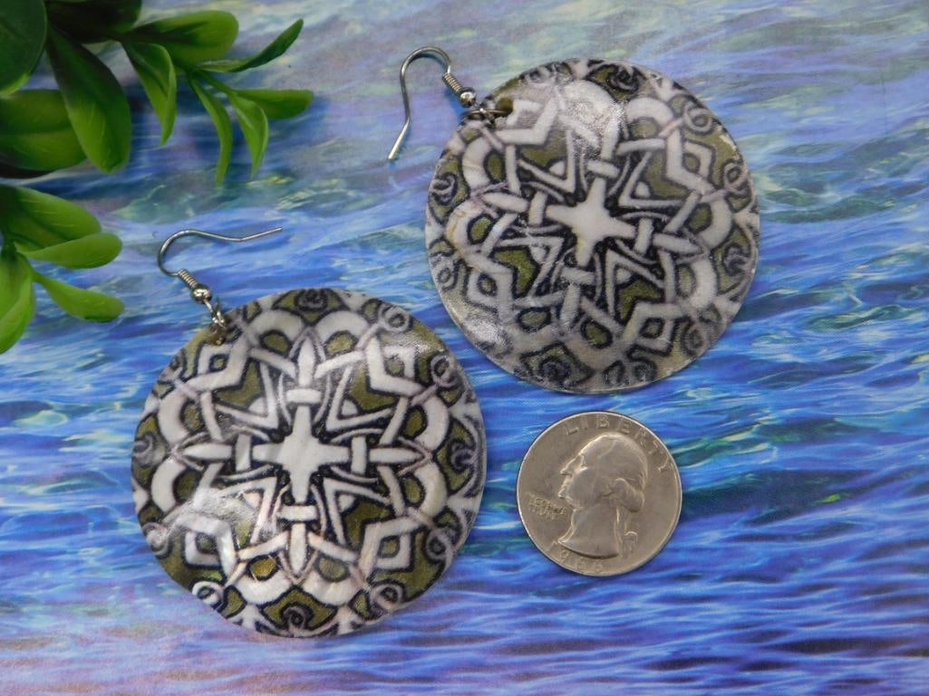 Geometric Style Circle Dangle Earrings - 2