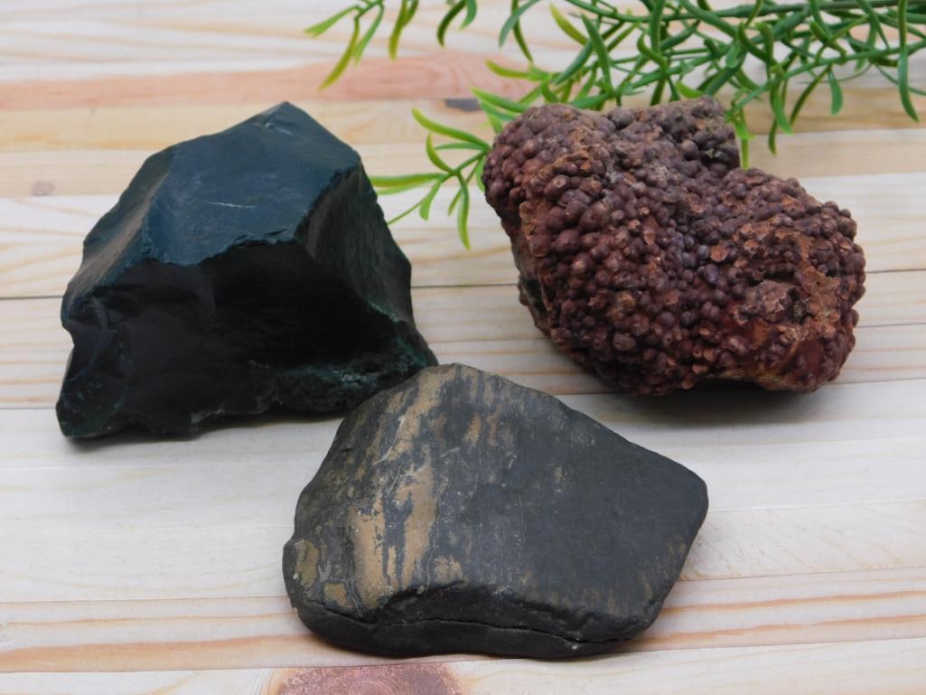 MIXED LOT ROCK STONE LAPIDARY SPECIMEN: MIXED LOT ROCK STONE LAPIDARY SPECIMEN