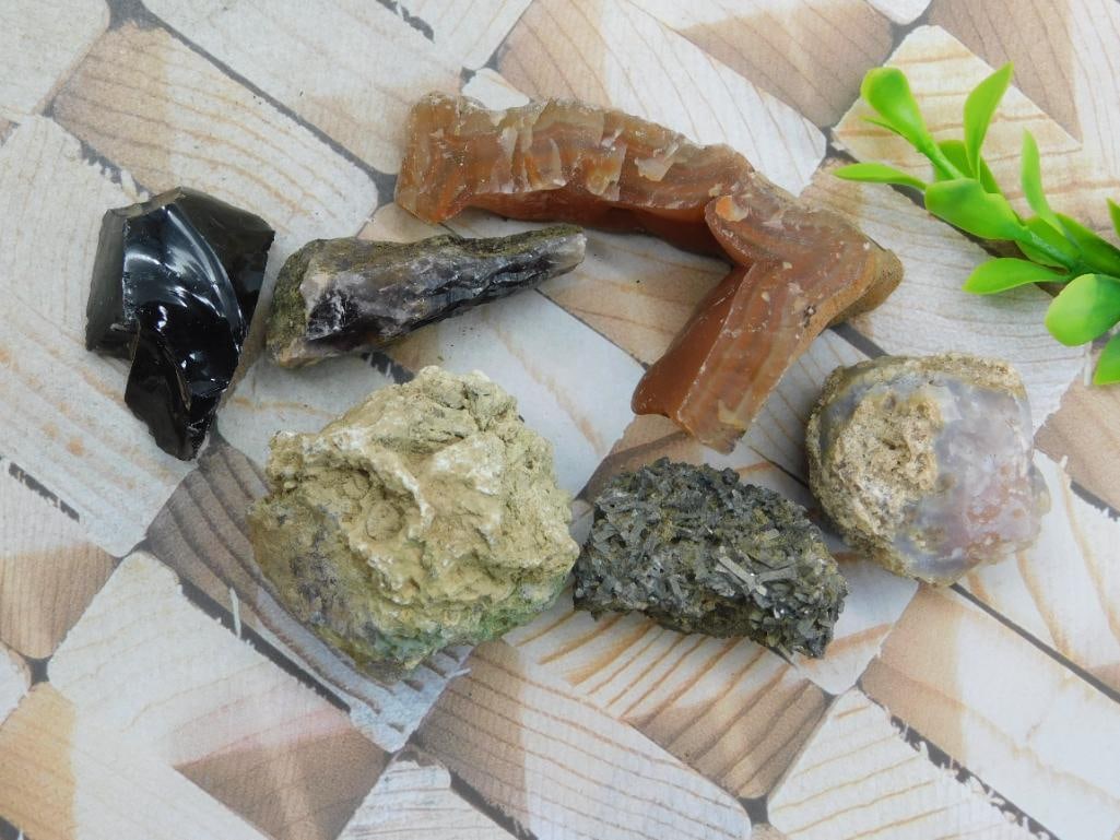 MIXED LOT ROCK STONE LAPIDARY SPECIMEN: MIXED LOT ROCK STONE LAPIDARY SPECIMEN