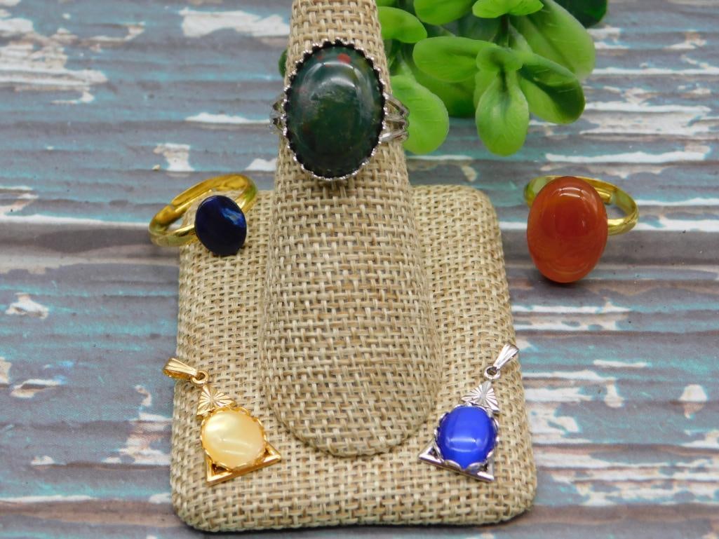 MIXED STONE RINGS ROCK STONE LAPIDARY SPECIMEN: MIXED STONE RINGS ROCK STONE LAPIDARY SPECIMEN