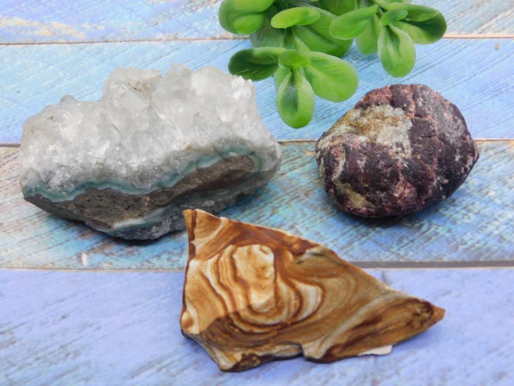 MIXED LOT ROCK STONE LAPIDARY SPECIMEN: MIXED LOT ROCK STONE LAPIDARY SPECIMEN