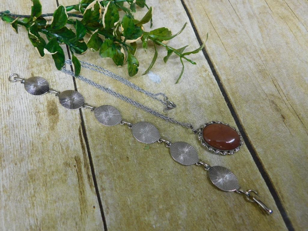 MIXED LOT ROCK STONE LAPIDARY SPECIMEN: MIXED LOT ROCK STONE LAPIDARY SPECIMEN