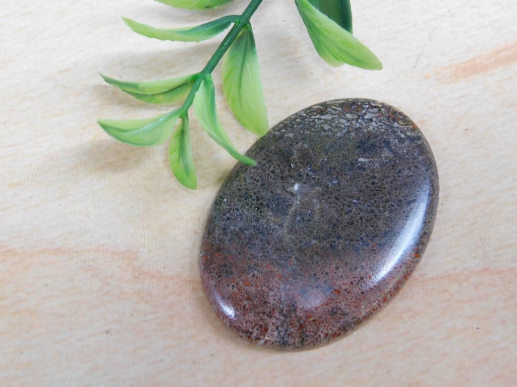 CABOCHON ROCK STONE LAPIDARY SPECIMEN: CABOCHON ROCK STONE LAPIDARY SPECIMEN