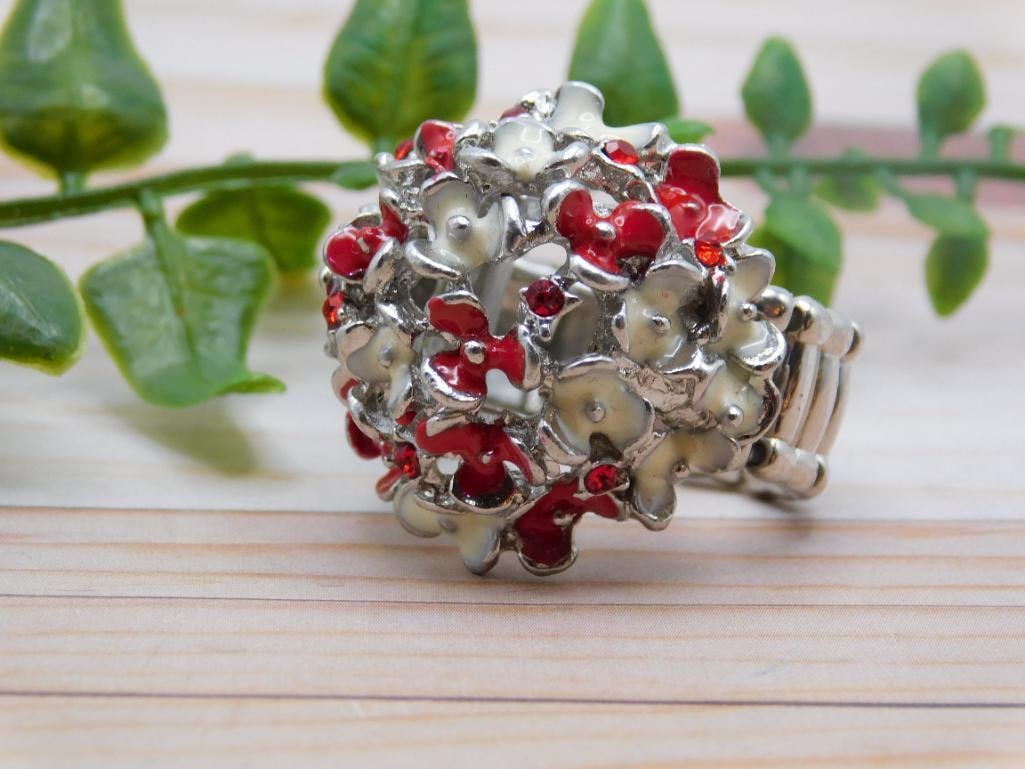 GENUINE STONE RING ROCK STONE LAPIDARY SPECIMEN: GENUINE STONE RING ROCK STONE LAPIDARY SPECIMEN