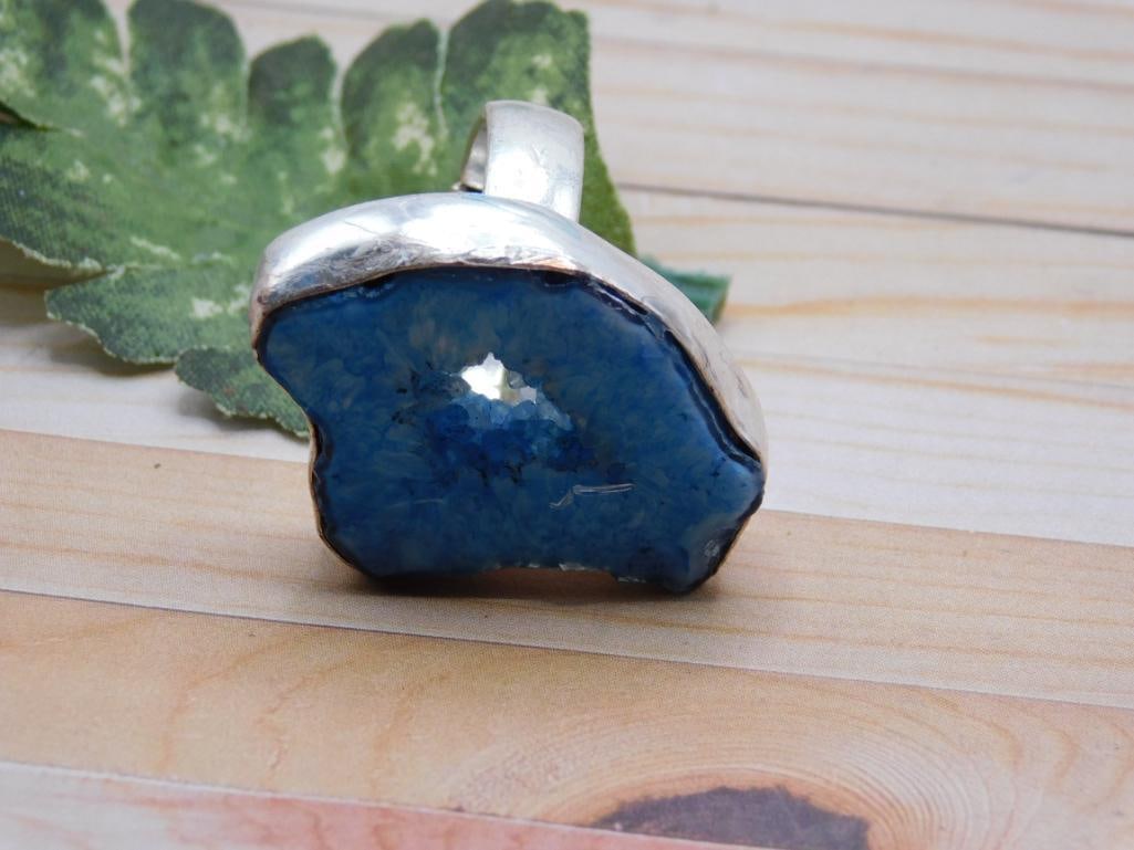 GEODE SLICE RING ROCK STONE LAPIDARY SPECIMEN: GEODE SLICE RING ROCK STONE LAPIDARY SPECIMEN