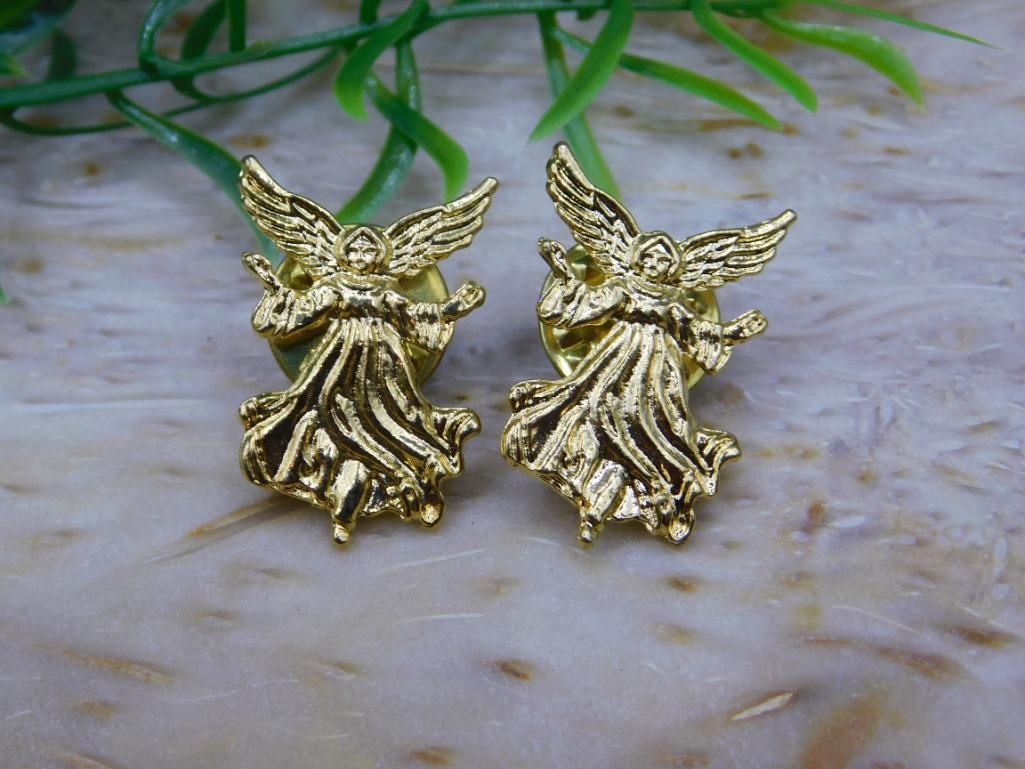 ANGEL PINS ROCK STONE LAPIDARY SPECIMEN: ANGEL PINS ROCK STONE LAPIDARY SPECIMEN