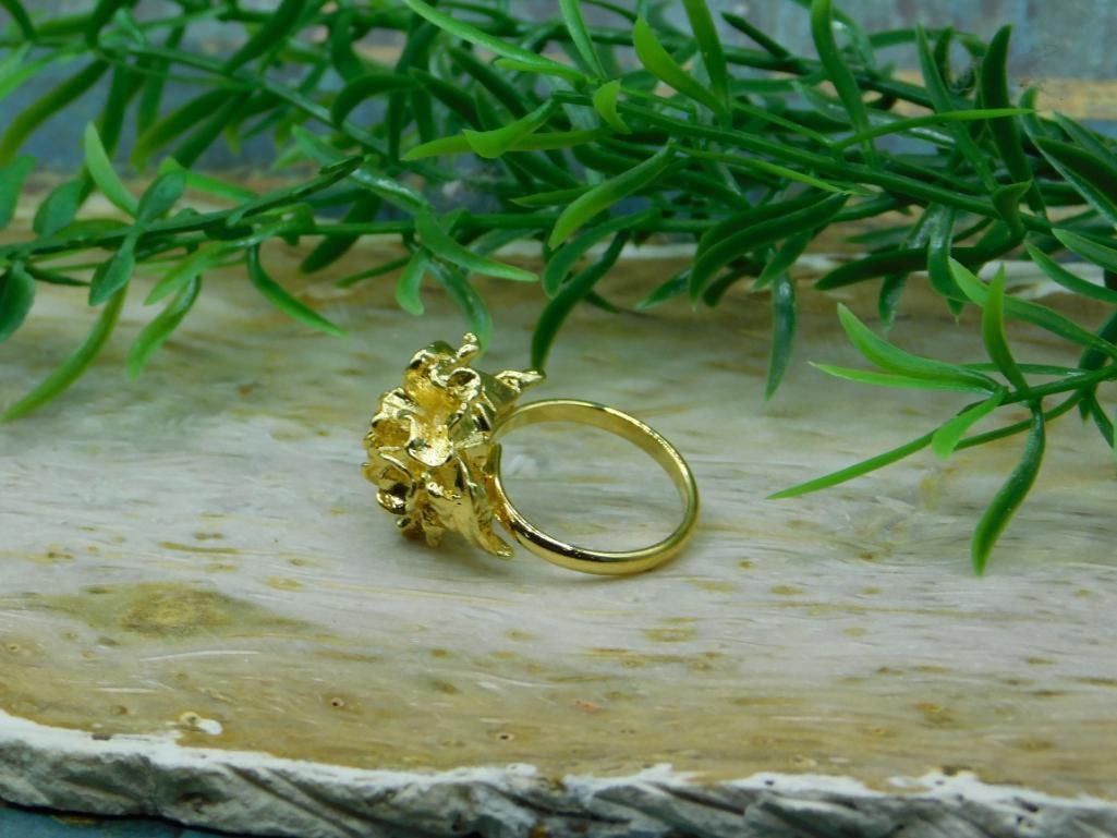 FLOWER RING ROCK STONE LAPIDARY SPECIMEN - 2