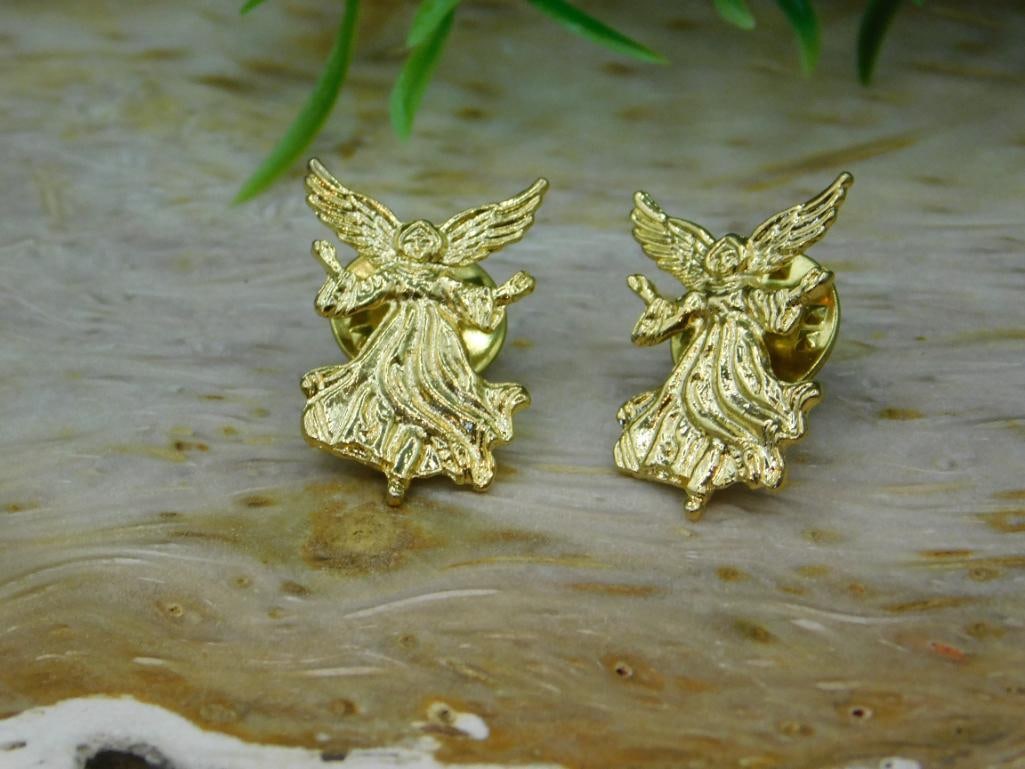 ANGEL PINS ROCK STONE LAPIDARY SPECIMEN: ANGEL PINS ROCK STONE LAPIDARY SPECIMEN