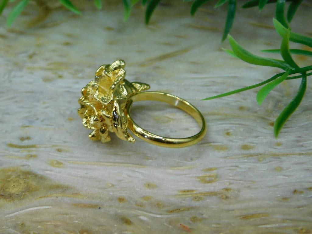 FLOWER RING ROCK STONE LAPIDARY SPECIMEN - 2