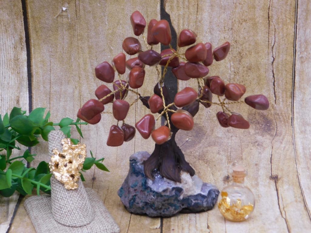 MIXED LOT ROCK STONE LAPIDARY SPECIMEN: MIXED LOT ROCK STONE LAPIDARY SPECIMEN