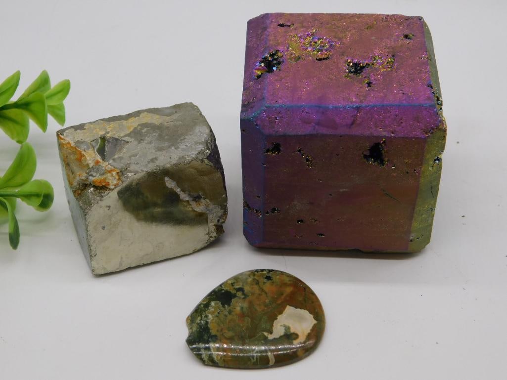 MIXED LOT ROCK STONE LAPIDARY SPECIMEN: MIXED LOT ROCK STONE LAPIDARY SPECIMEN