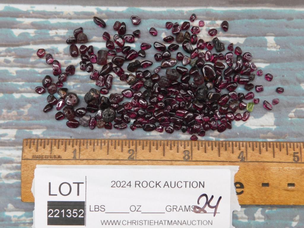 GARNET ROCK STONE LAPIDARY SPECIMEN - 2