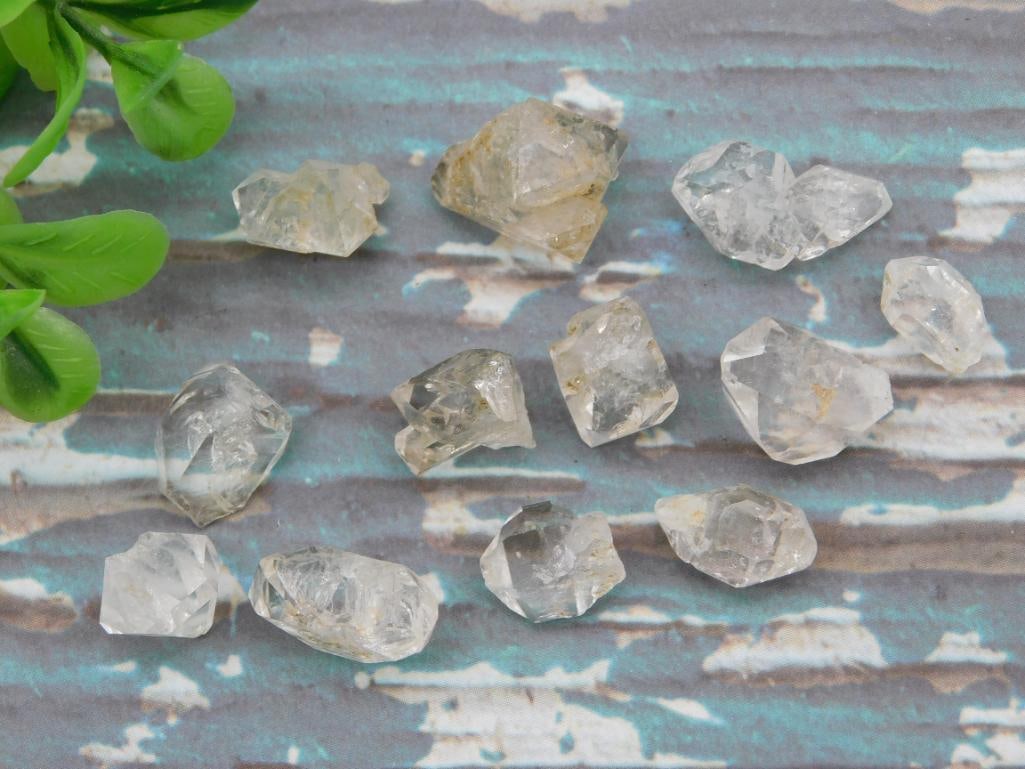 HERKIMER DIAMONDS ROCK STONE LAPIDARY SPECIMEN: HERKIMER DIAMONDS ROCK STONE LAPIDARY SPECIMEN