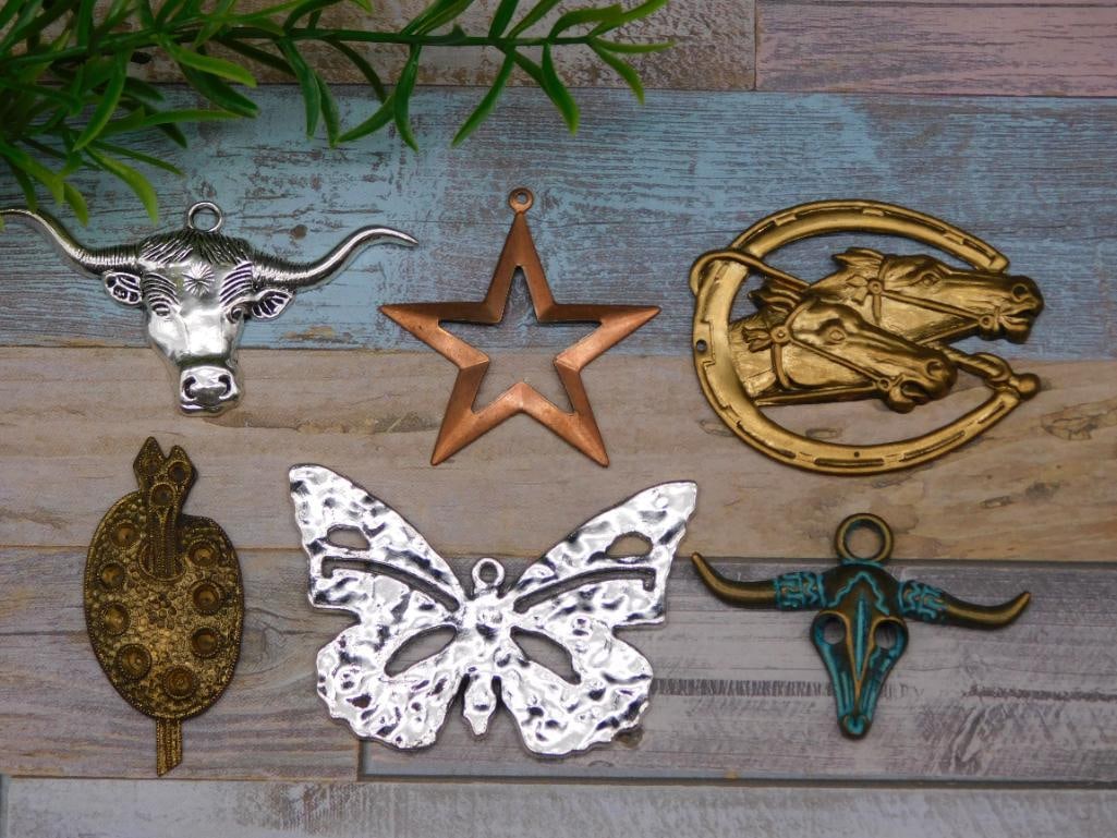 MIXED PENDANTS ROCK STONE LAPIDARY SPECIMEN: MIXED PENDANTS ROCK STONE LAPIDARY SPECIMEN