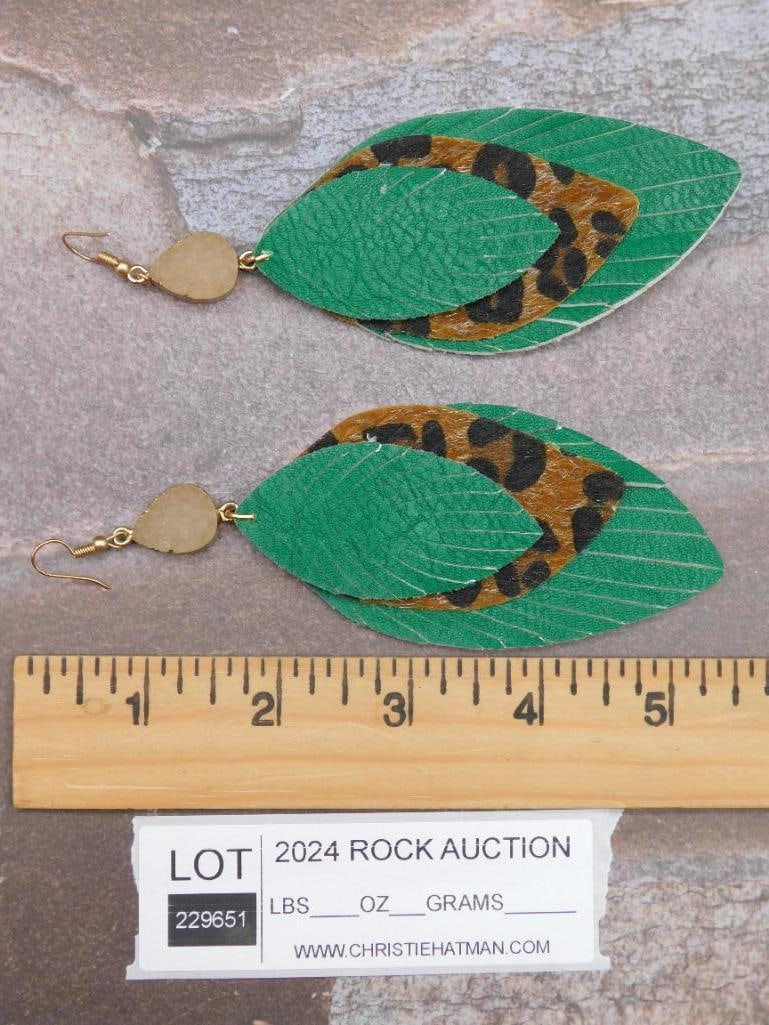 GREEN AND LEOPARD PRINT EARRINGS - 2