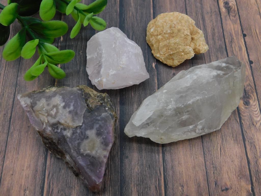 MIXED ROUGH LOT ROCK STONE LAPIDARY SPECIMEN: MIXED ROUGH LOT ROCK STONE LAPIDARY SPECIMEN