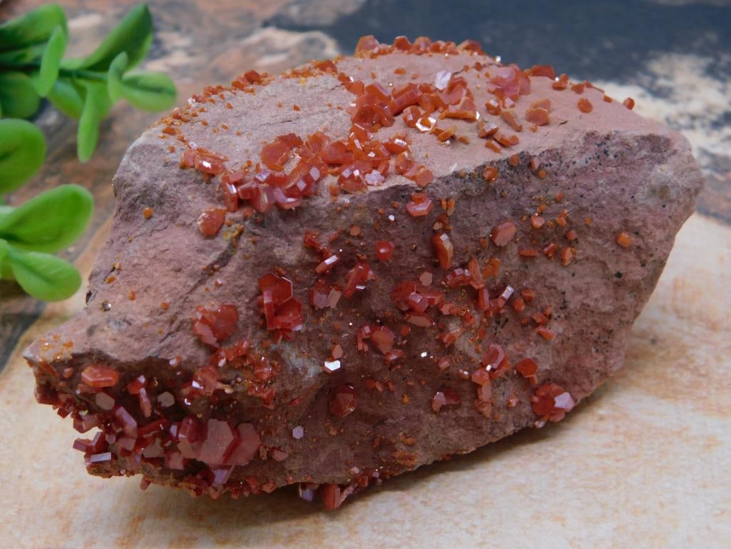 VANADINITE ROCK STONE LAPIDARY SPECIMEN - 2