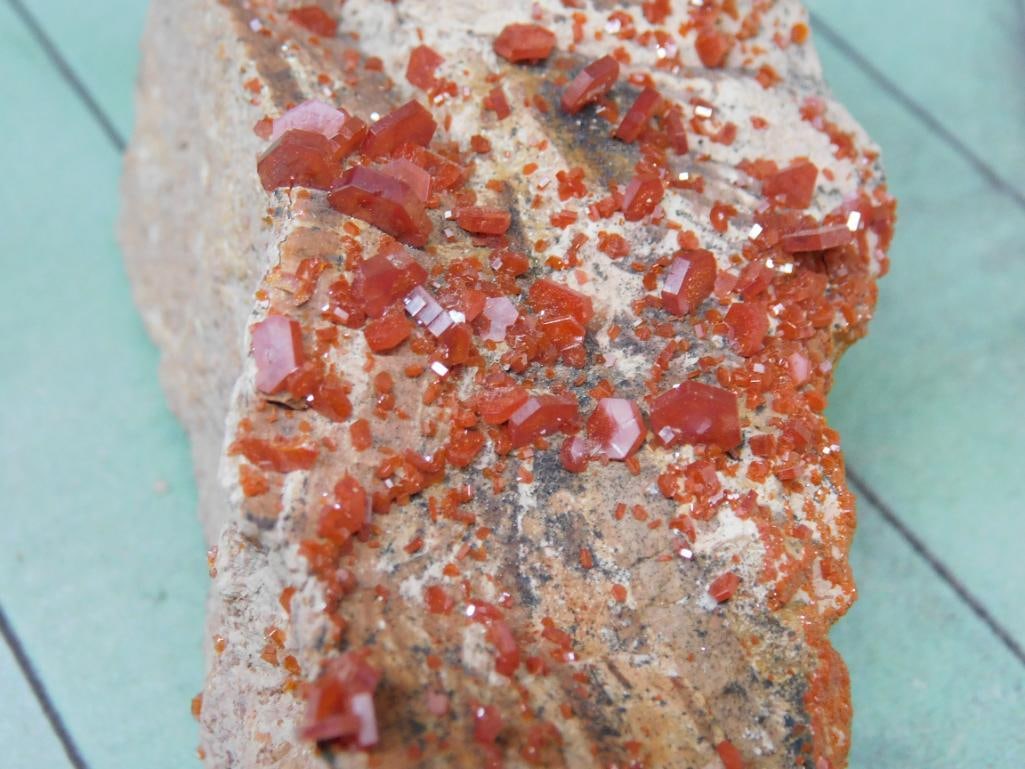 VANADINITE ROCK STONE LAPIDARY SPECIMEN - 2