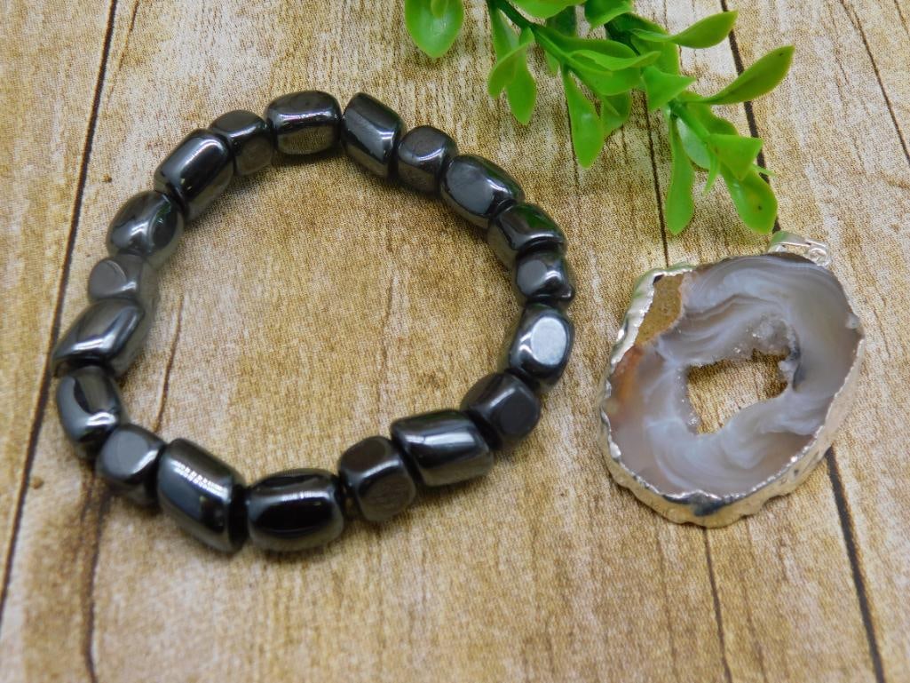 MIXED LOT ROCK STONE LAPIDARY SPECIMEN: MIXED LOT ROCK STONE LAPIDARY SPECIMEN