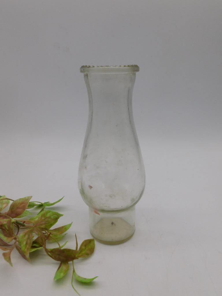Clear Glass Oil Lamp Chimney Globe: Clear Glass Oil Lamp Chimney Globe