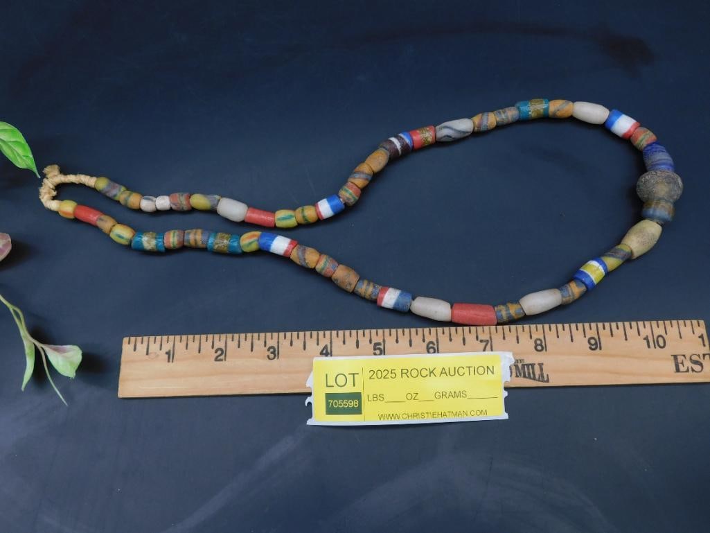 Multicolored Strand of Beads Necklace - 3