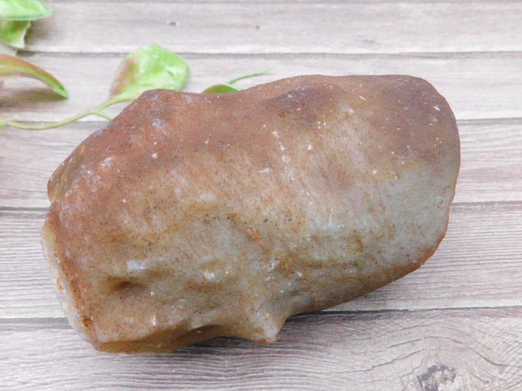 Stone Artifact Weighing 341 Grams: Stone Artifact Weighing 341 Grams