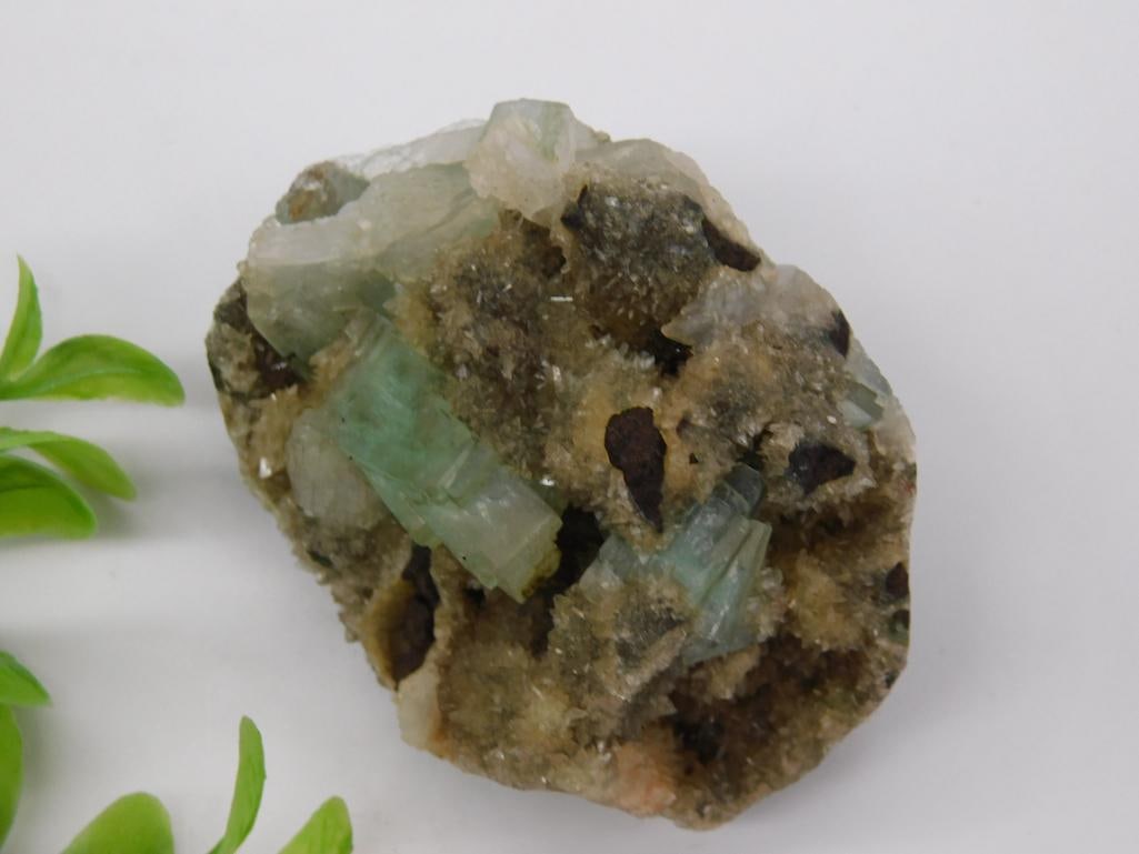 MINERAL SPECIMEN ROCK STONE LAPIDARY SPECIMEN (1 of 3)