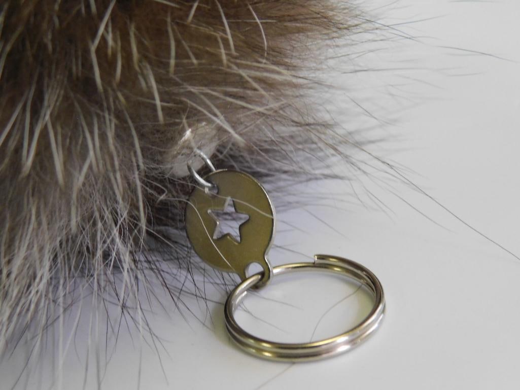 SILVER FOX TAIL TAXIDERMY WITH KEYCHAIN - 2