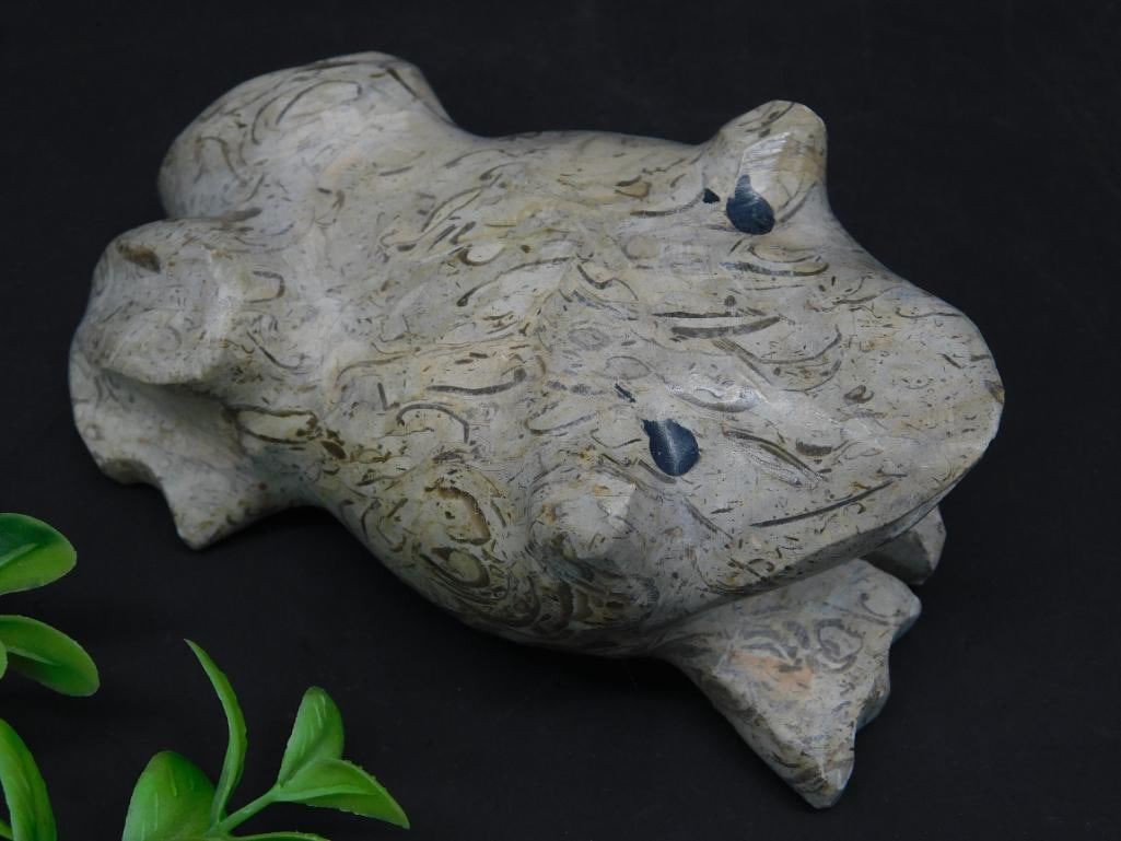 STONE FROG ROCK STONE LAPIDARY SPECIMEN: STONE FROG ROCK STONE LAPIDARY SPECIMEN