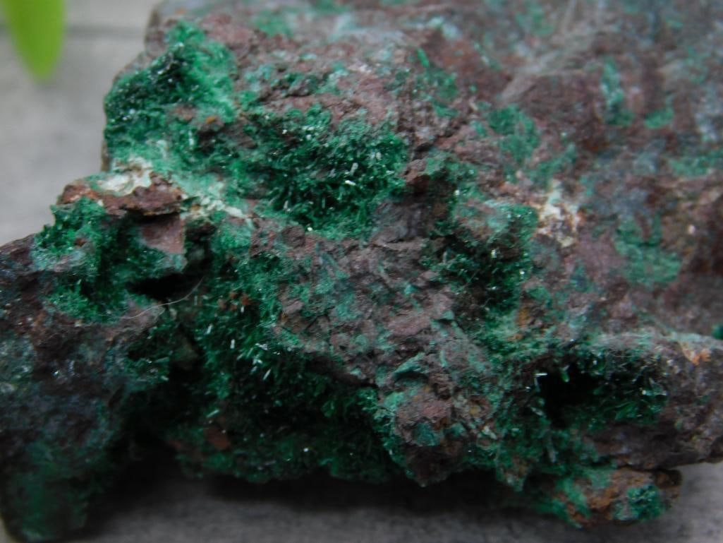 BROCHANTITE ROCK STONE LAPIDARY SPECIMEN - 2