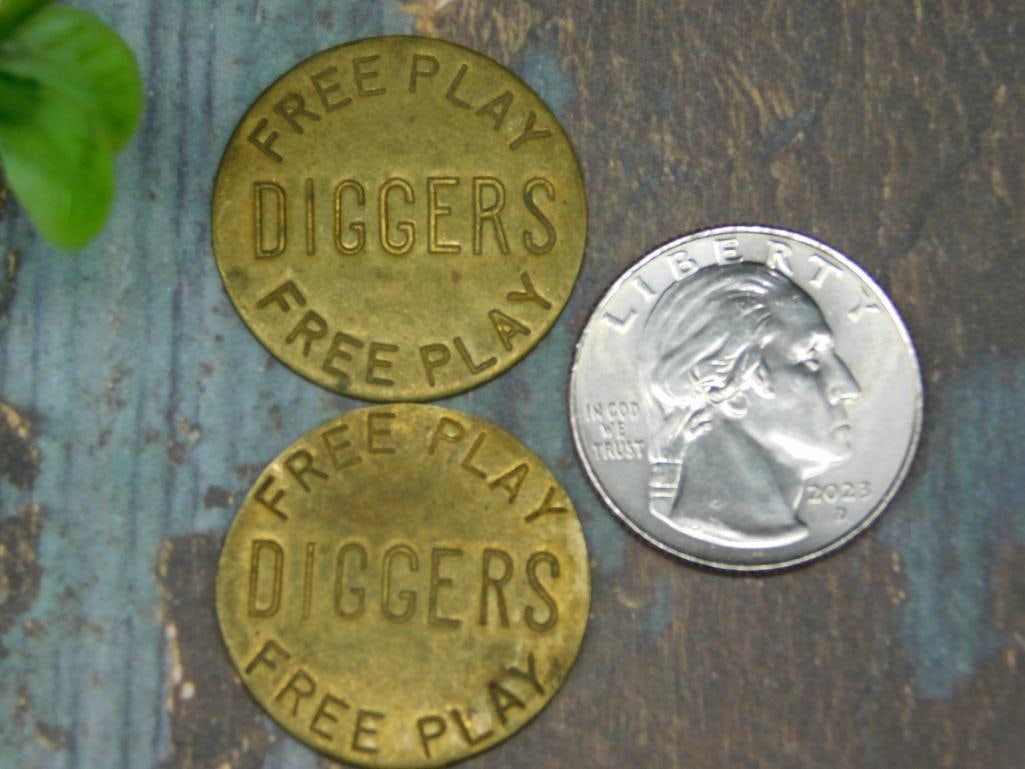 Two Vintage Diggers Free Play Tokens: Two Vintage Diggers Free Play Tokens