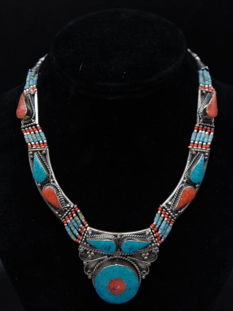 TURQUOISE AND RED CORAL NECKLACE ROCK STONE LAPIDARY SPECIMEN: TURQUOISE AND RED CORAL NECKLACE ROCK STONE LAPIDARY SPECIMEN