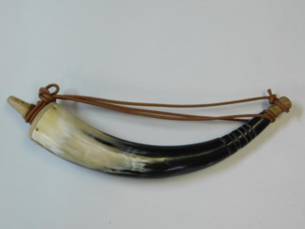 POWDER HORN TAXIDERMY VINTAGE TOOL: POWDER HORN TAXIDERMY VINTAGE TOOL