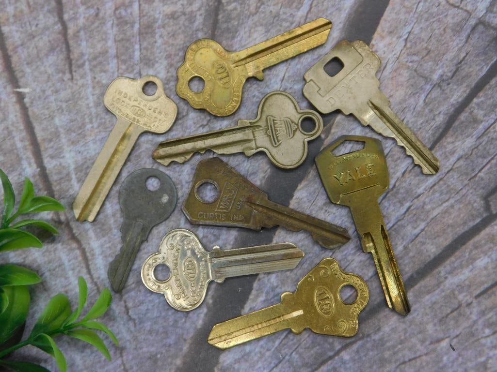 VINTAGE KEYS: VINTAGE KEYS