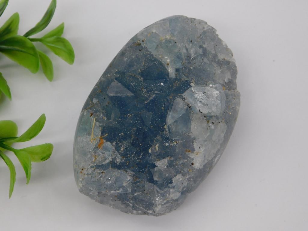 CELESTITE ROCK STONE LAPIDARY SPECIMEN: CELESTITE ROCK STONE LAPIDARY SPECIMEN