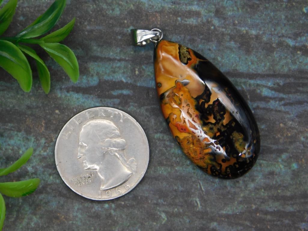 HATMANS ECLIPSE AGATE PENDANT ROCK STONE LAPIDARY SPECIMEN - 2