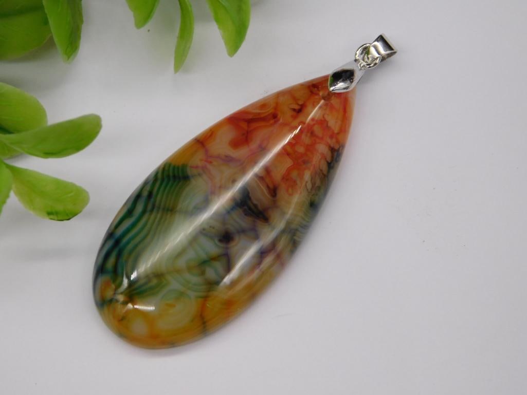 FIRE DRAGON VEIN AGATE PENDANT ROCK STONE LAPIDARY SPECIMEN: FIRE DRAGON VEIN AGATE PENDANT ROCK STONE LAPIDARY SPECIMEN