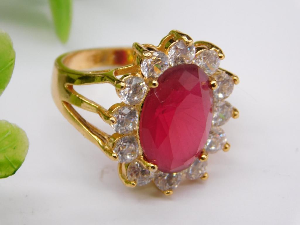 STONE RING ROCK STONE LAPIDARY SPECIMEN: STONE RING ROCK STONE LAPIDARY SPECIMEN