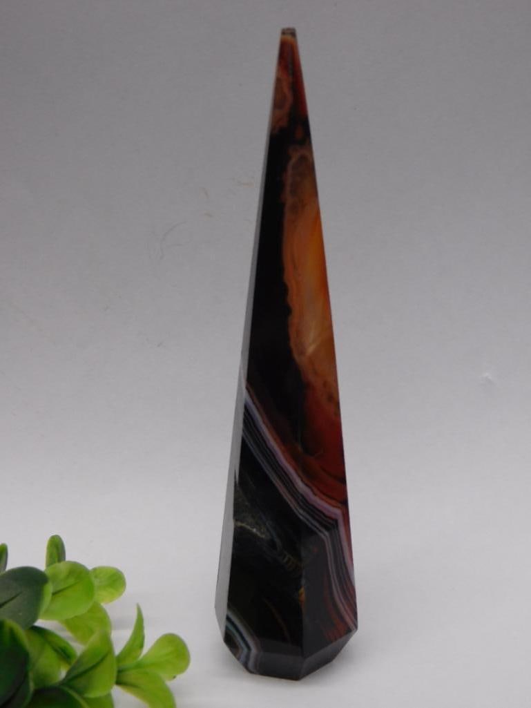BANDED CARNELIAN TAPERED OBELISK ROCK STONE LAPIDARY SPECIMEN: BANDED CARNELIAN TAPERED OBELISK ROCK STONE LAPIDARY SPECIMEN