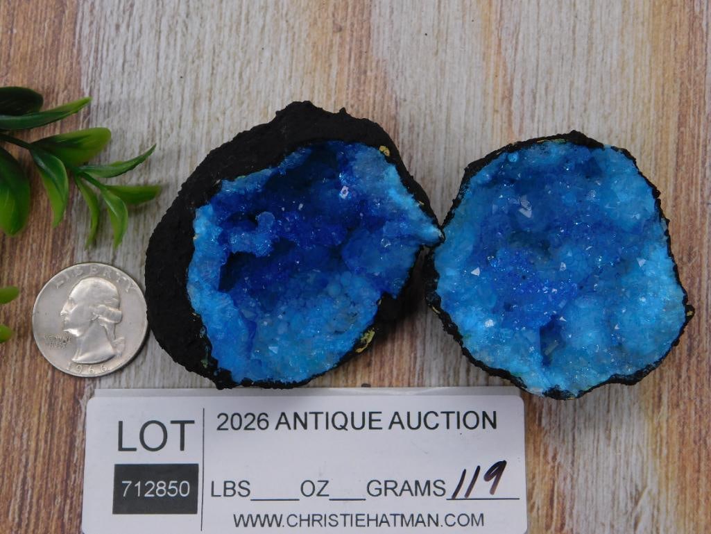 BLUE GEODE ROCK STONE LAPIDARY SPECIMEN - 2
