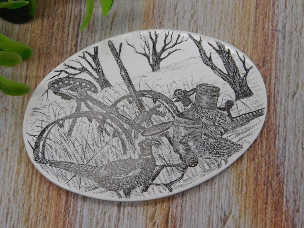 SCRIMSHAW CABOCHON ROCK STONE LAPIDARY SPECIMEN: SCRIMSHAW CABOCHON ROCK STONE LAPIDARY SPECIMEN