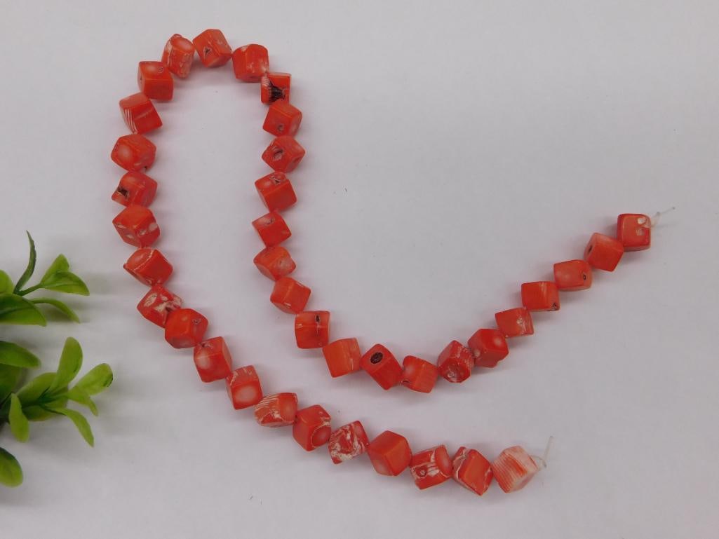 STONE BEADS ROCK STONE LAPIDARY SPECIMEN (1 of 2)