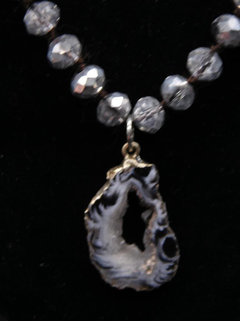 GEODE SLICE PENDANT ON SPARKLE BEAD NECKLACE - 2
