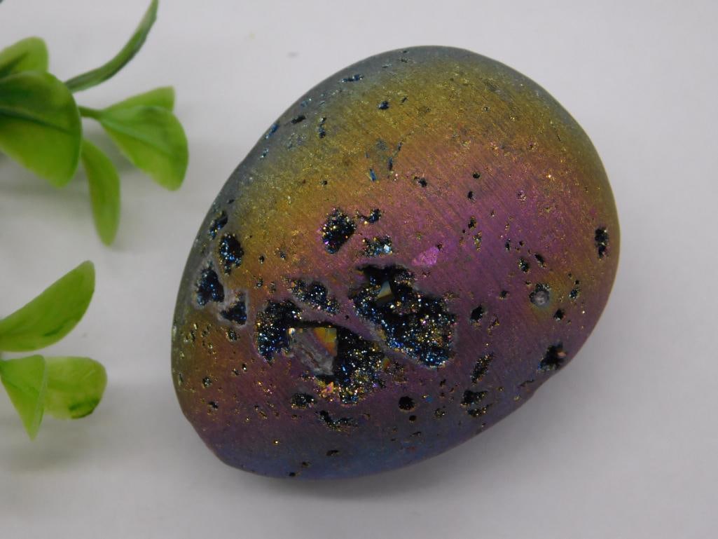 DRUZY TITANIUM EGG ROCK STONE LAPIDARY SPECIMEN: DRUZY TITANIUM EGG ROCK STONE LAPIDARY SPECIMEN